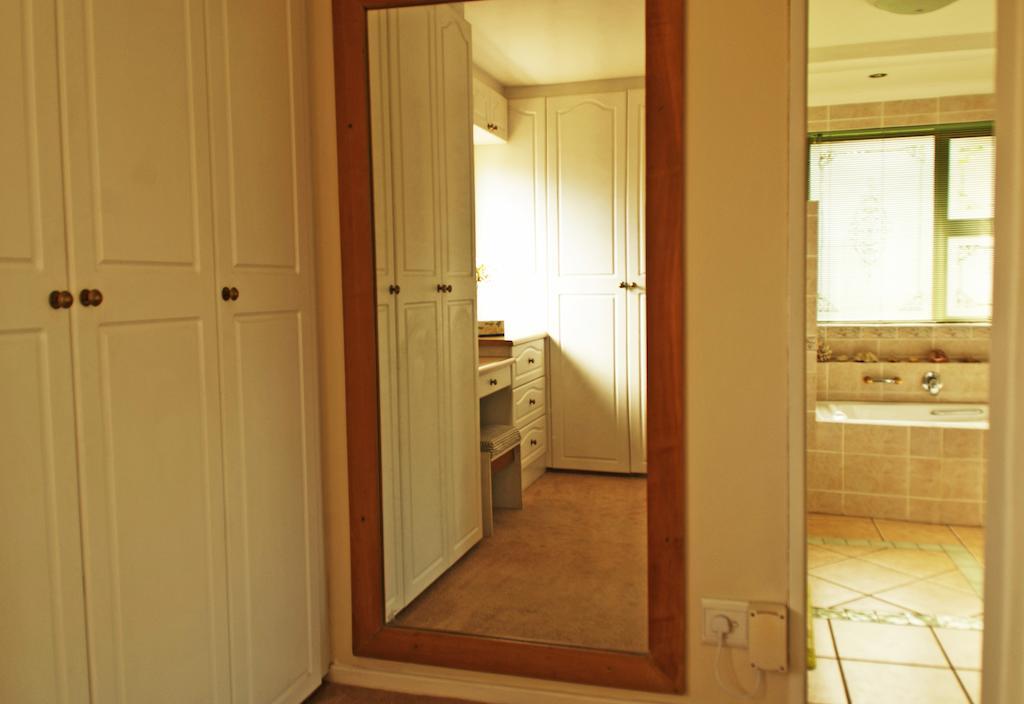Vineyards Country Home Guest Room Blomtuin Chambre photo