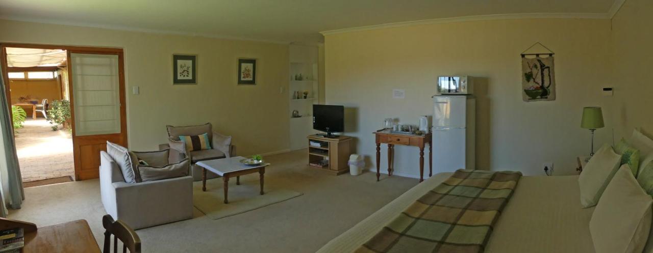Vineyards Country Home Guest Room Blomtuin Extérieur photo